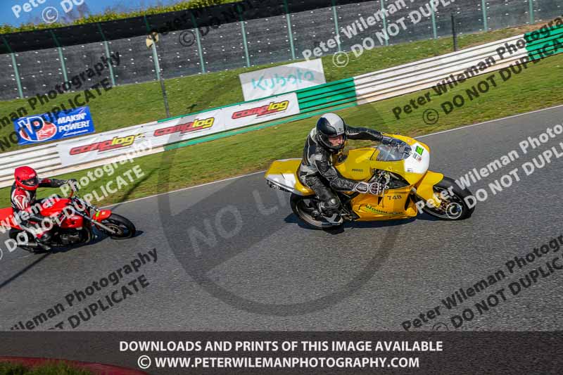 PJM Wedding Photography;enduro digital images;event digital images;eventdigitalimages;mallory park;mallory park photographs;mallory park trackday;mallory park trackday photographs;no limits trackdays;peter wileman photography;racing digital images;trackday digital images;trackday photos